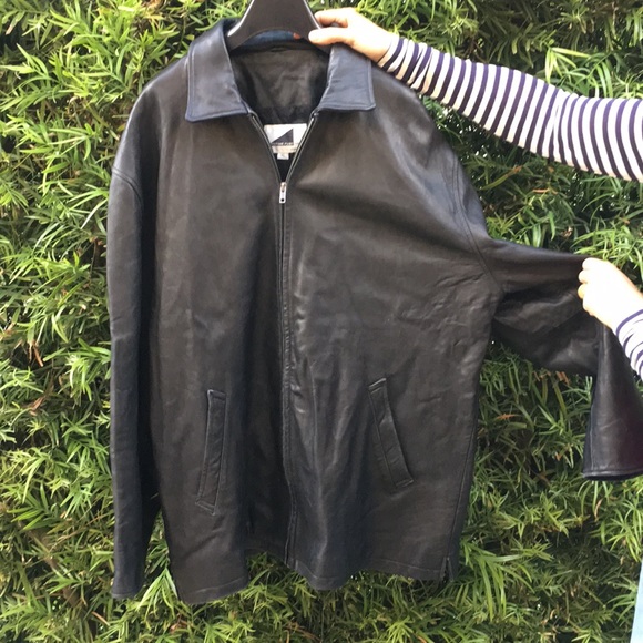 Black leather jacket - Picture 1 of 4